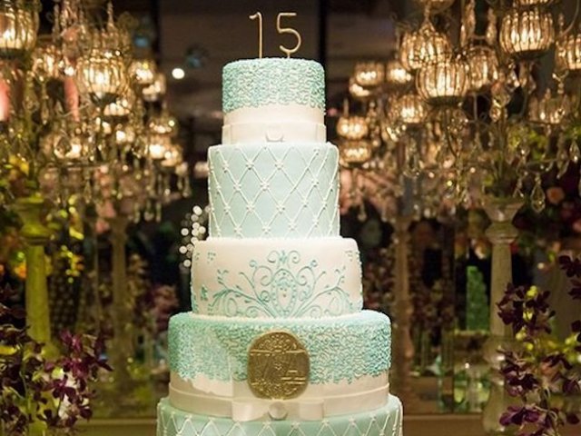 Planeje sua festa de 15 anos e diremos seu estilo